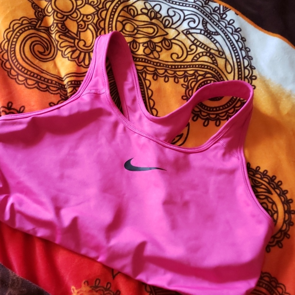 HOT pink sport bra